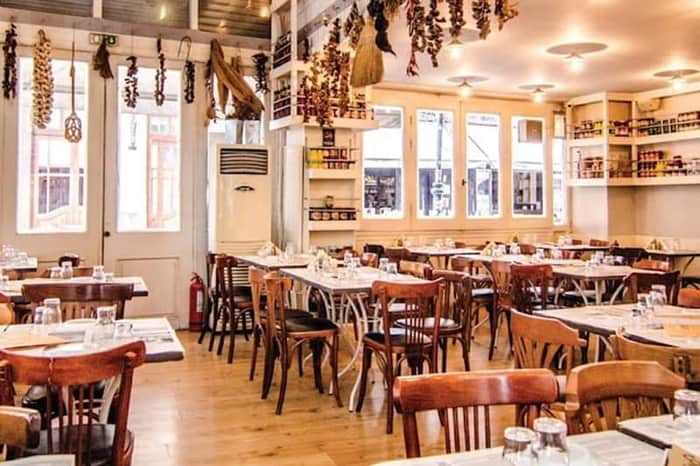 Meze Bar en Plo