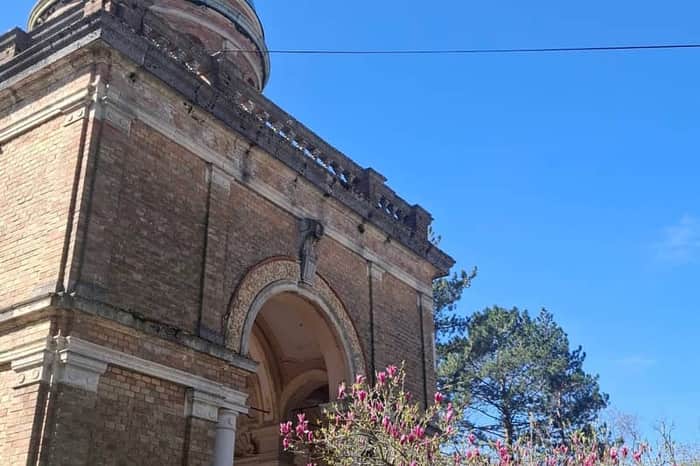 Mirogoj Cemetery