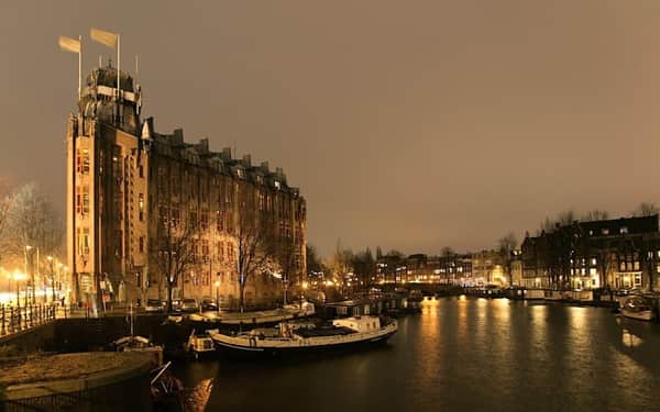 Grand Hotel Amrâth Amsterdam: Cat-friendly hotel in Amsterdam
