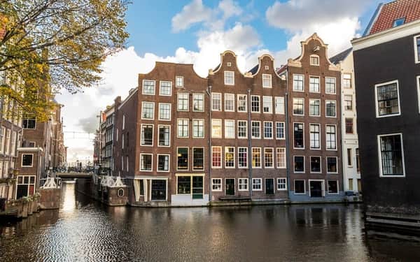 NH Collection Amsterdam Barbizon Palace: Cat-friendly hotel in Amsterdam