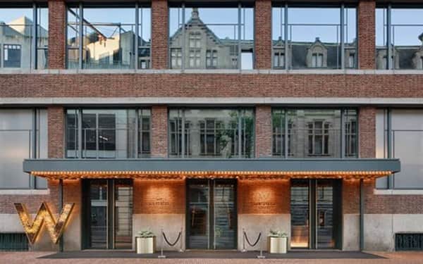 W Amsterdam: Cat-friendly hotel in Amsterdam