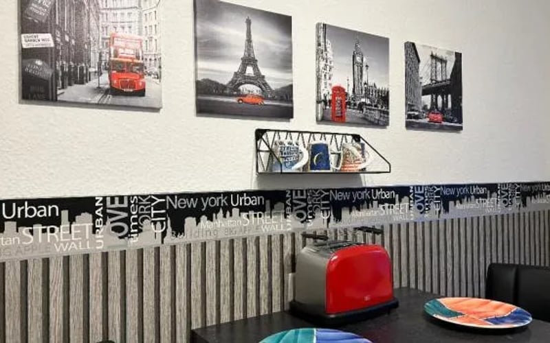 Gemütliches helles Apartment mit Balkon und Parkplatz vor der Tür im Zentrum von Bayreuth: Cat-friendly hotel in Bayreuth