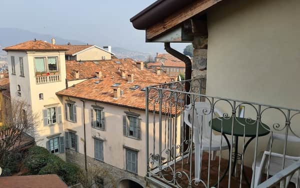 Hotel Piazza Vecchia: Chats acceptés hotel in Bergamo