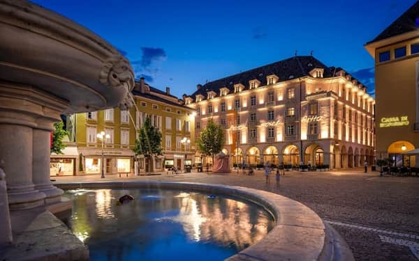 Stadt Hotel Città: Chats acceptés hotel in Bolzano