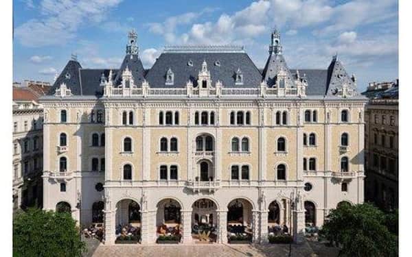 W Budapest