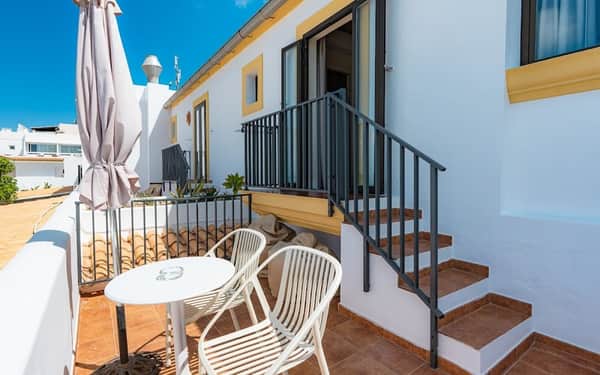 Hostal La Savina