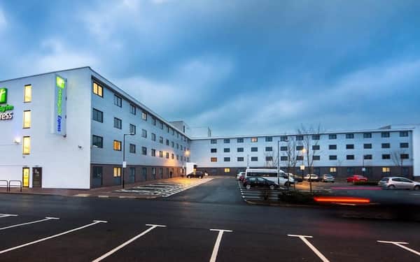 Holiday Inn Express Manchester Airport by IHG
