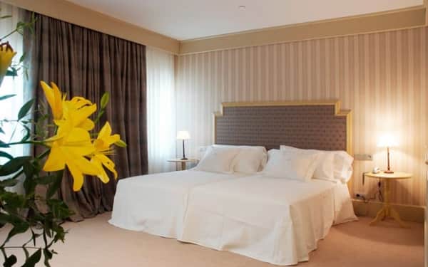 Gran Hotel La Perla: Dog-friendly hotel in Pamplona
