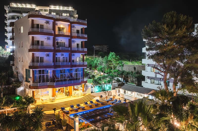 Saranda Hotel: Beach Access hotel in Saranda