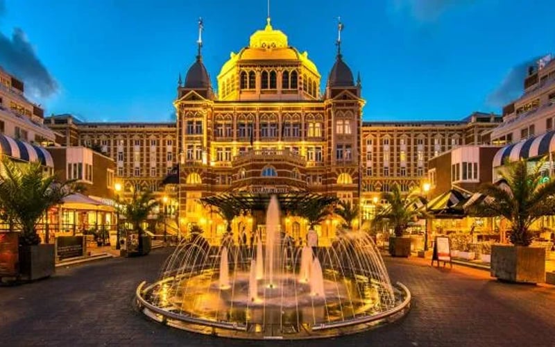 Grand Hotel Amrâth Kurhaus The Hague Scheveningen: Beach Access hotel in Scheveningen