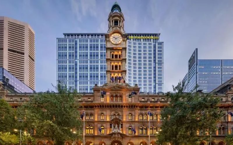 The Fullerton Hotel Sydney: Se admiten gatos hotel in Sydney