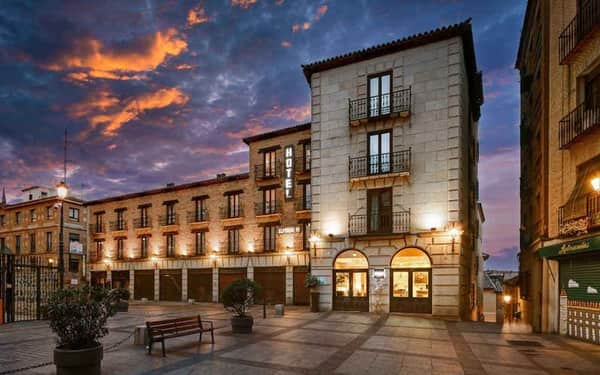 Hotel Sercotel Alfonso VI: Se admiten gatos hotel in Toledo