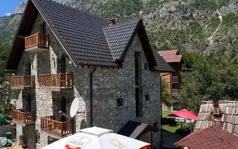 Stonehouse villa: Cat-friendly hotel in Valbona