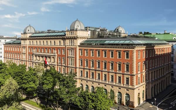 Anantara Palais Hansen Vienna - A Leading Hotel of the World: Cat-friendly hotel in Vienna